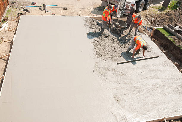 Best Concrete Patio Contractor  in Vla Park, IL